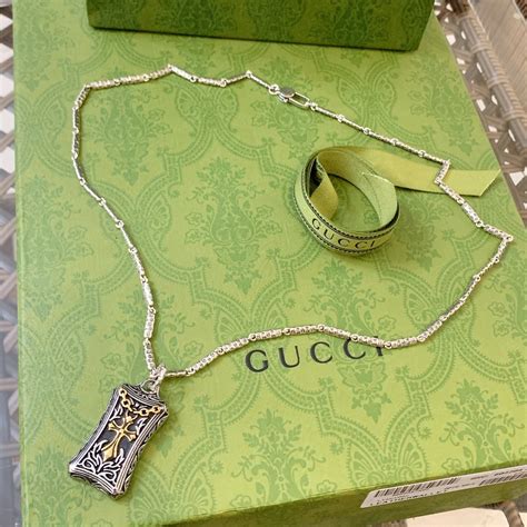 fake gucci mens necklaces|gucci necklace identification.